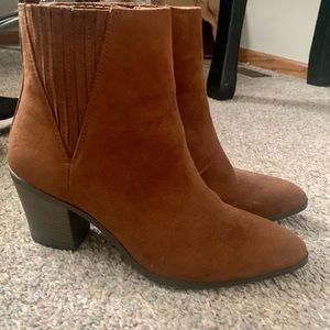 Esprit brown booties size 7.5 gently used. Great condition!